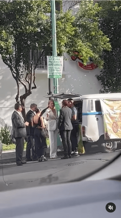 Las imágenes se hicieron virales asegurando que Kidman compró el tradicional queso Oaxaca, el cual es conocido por ser una hebra enrollada.
<br>