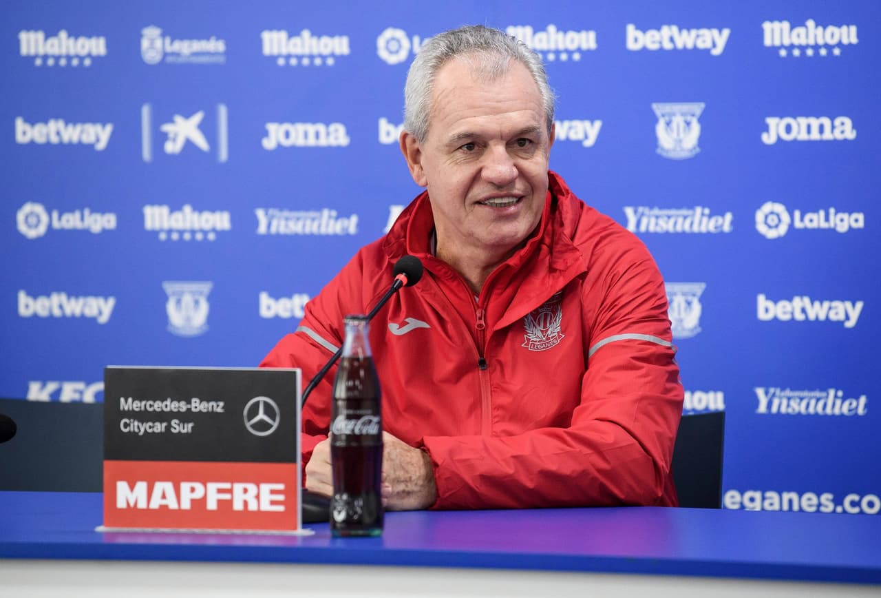 Javier Aguirre advierte de las virtudes de Chicharito