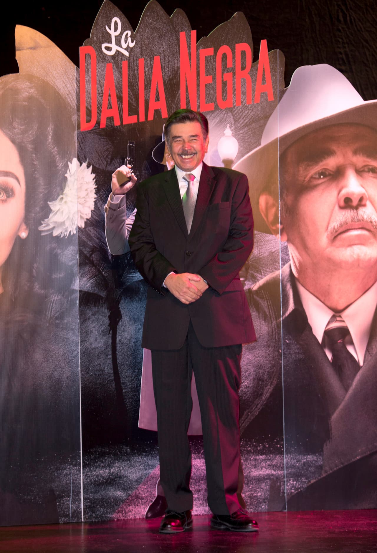 Más tarde, el actor confirmó que tanto su hijo como él se encontraban en excelentes condiciones.