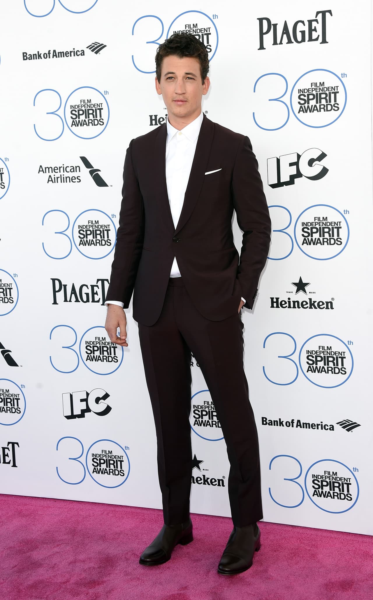 Aunque también lo hemos visto en galas, premieres y eventos especiales que harían sentir orgulloso al mismísimo Karl Lagerfeld.