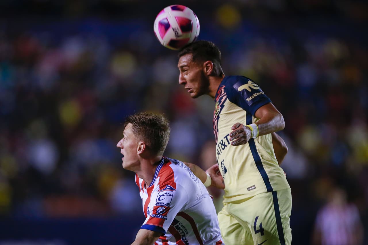 América saca un apretado triunfo en su visita al San Luis; Roger Martínez fue el encargado de hacer el gol de la victoria.