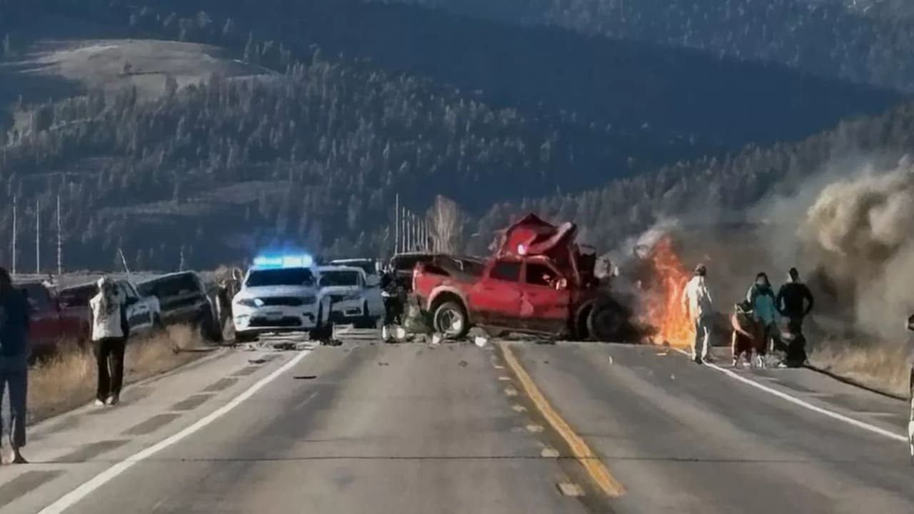 Residente de Texas choca contra van turística cerca del Parque Yellowstone: hay 7 muertos y 8 heridos