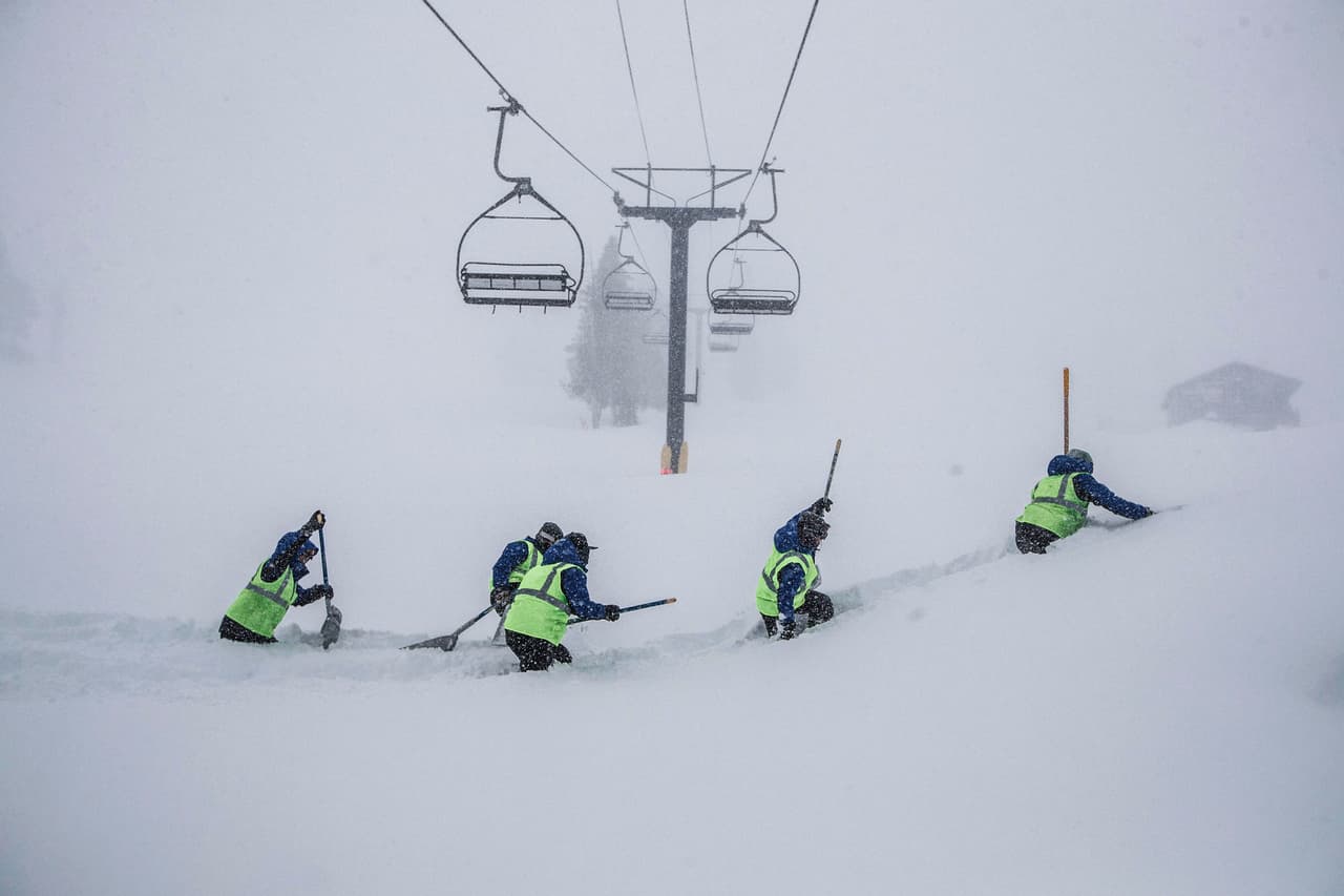 En tan solo unas semanas, un invierno muy húmedo ha reducido considerablemente las condiciones de sequía en California con una serie de tormentas que cubrieron montañas con pesadas mantas de nieve y desataron lluvias torrenciales. Foto de archivo 5 de febrero 2019.