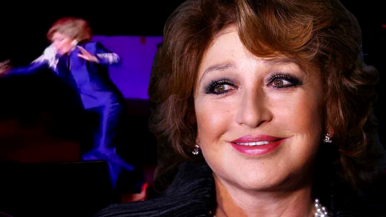 Angélica María sufre tremenda caída durante concierto 'Juntos por última vez'