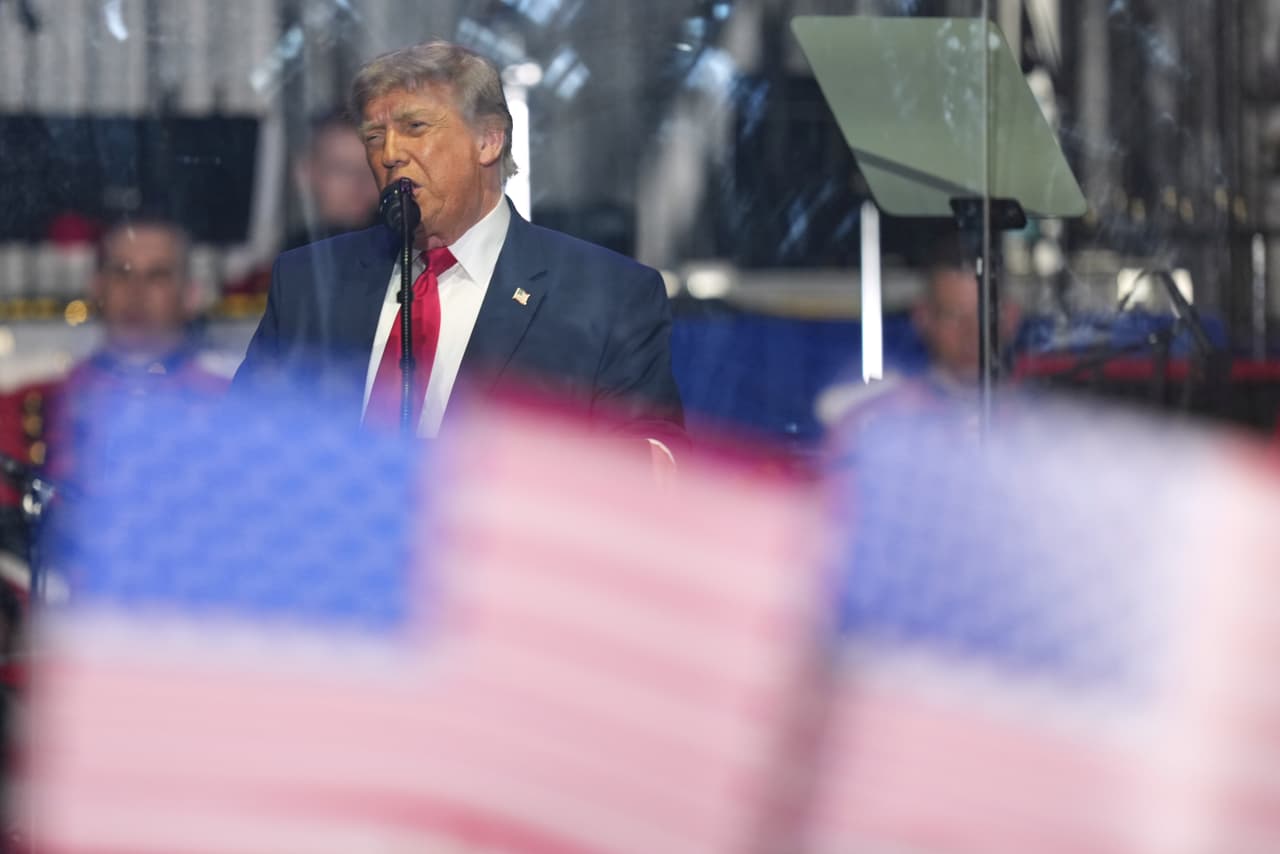 President Donald Trump speaks at the opening of the Great American State Fair on the National Mall, Wednesday, June 24, 2026, in Washington. (AP Photo/Alex Brandon)164El presidente Donald Trump pronuncia un discurso en la inauguración de la Gran Feria Estatal Americana en el National Mall, el miércoles 24 de junio de 2026, en Washington.