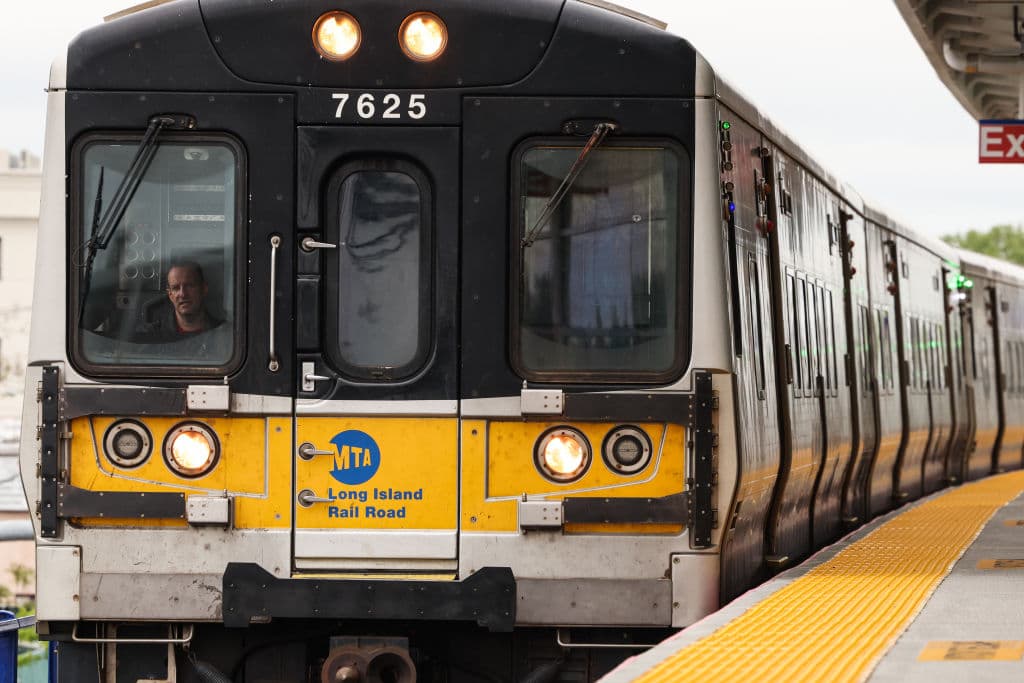 Grand Central Madison tendrá cuatro nuevas entradas a Madison Avenue, así como nuevas entradas a los espacios existentes de Grand Central y los pasillos entre las calles 45 y 47.