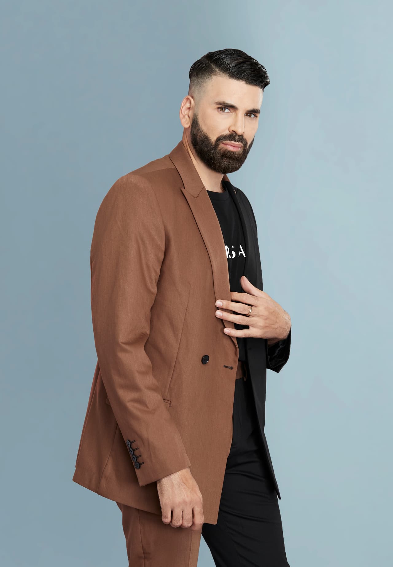 Con tan sólo 16 años ya era el estilista del grupo español Fangoria y su mudanza a Estados Unidos lo hizo despegar definitivamente.