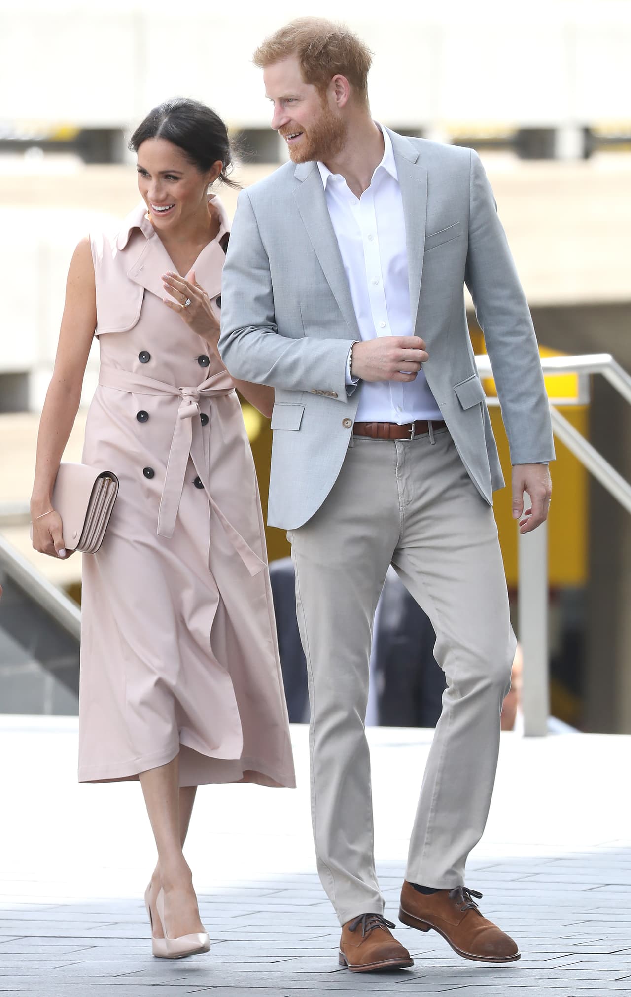 El príncipe Harry dejó en claro que su esposa Meghan Markle está por encima de todo, incluído el protocolo real.