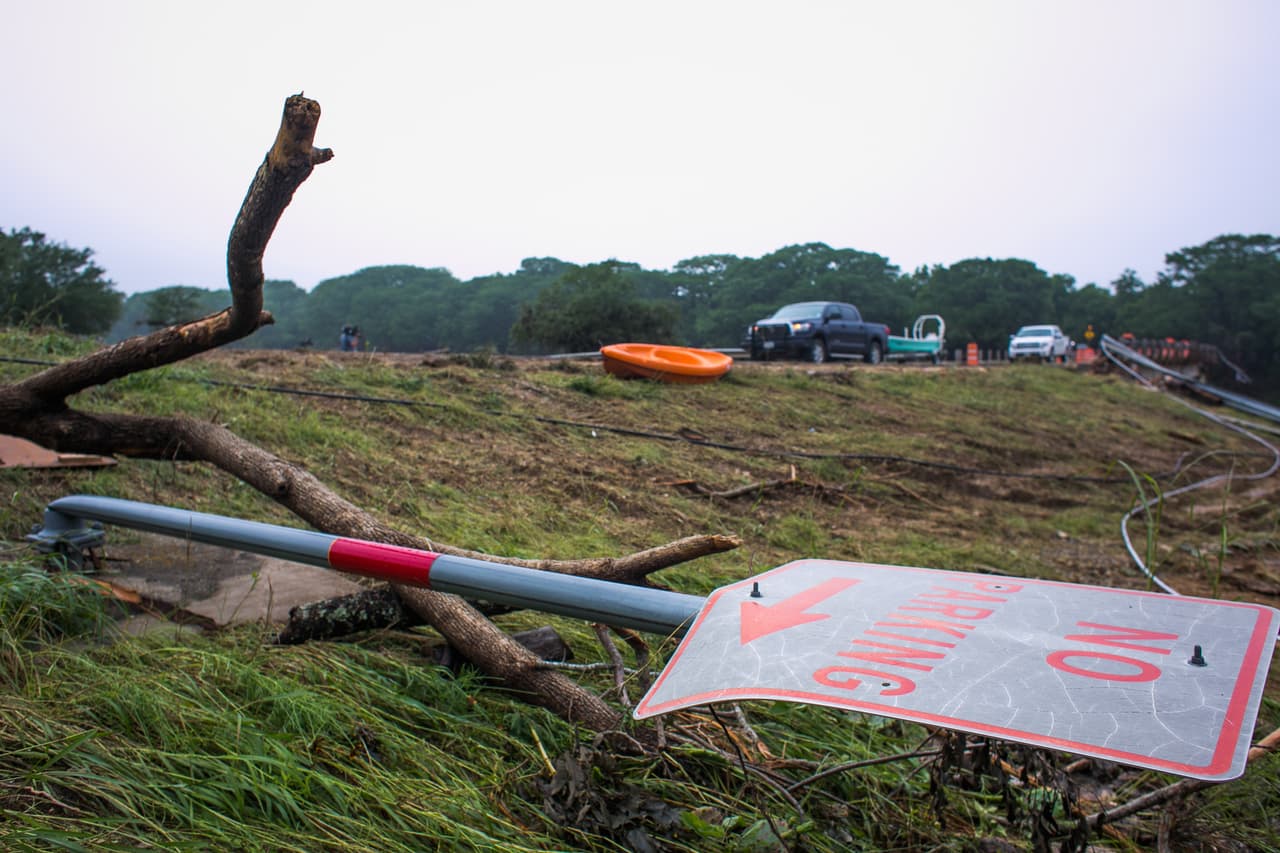 Algunas zonas de la ciudad quedaron bajo el agua luego de intensas lluvias.