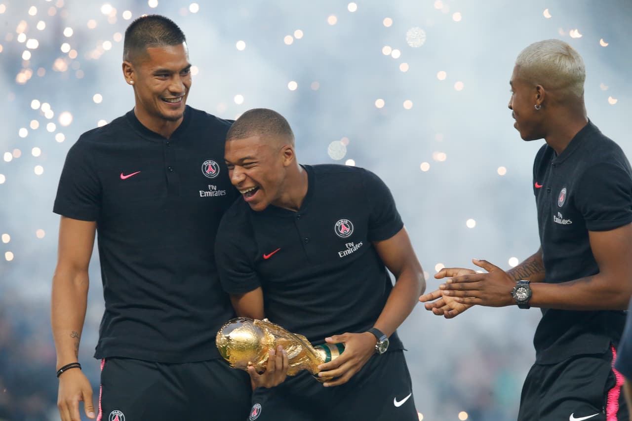 En Fotos: el equipo más caro de Francia debuta con un convincente triunfo por 3-0