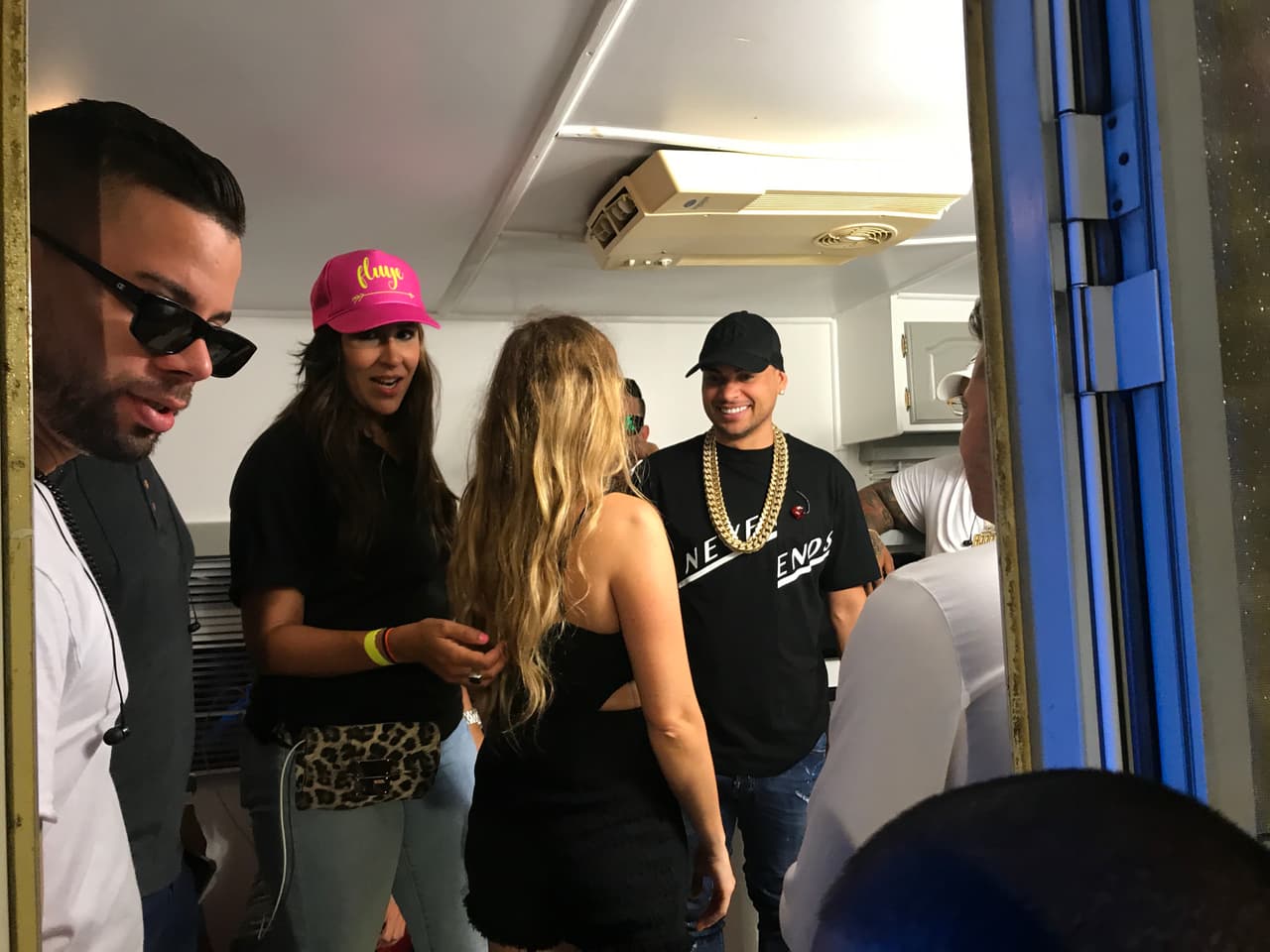 Jacob Forever y Consuelo Schuster se conocieron en los bastidores.