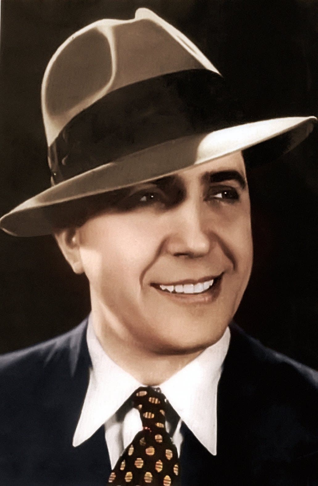 17. ‘Volver’ - Carlos Gardel