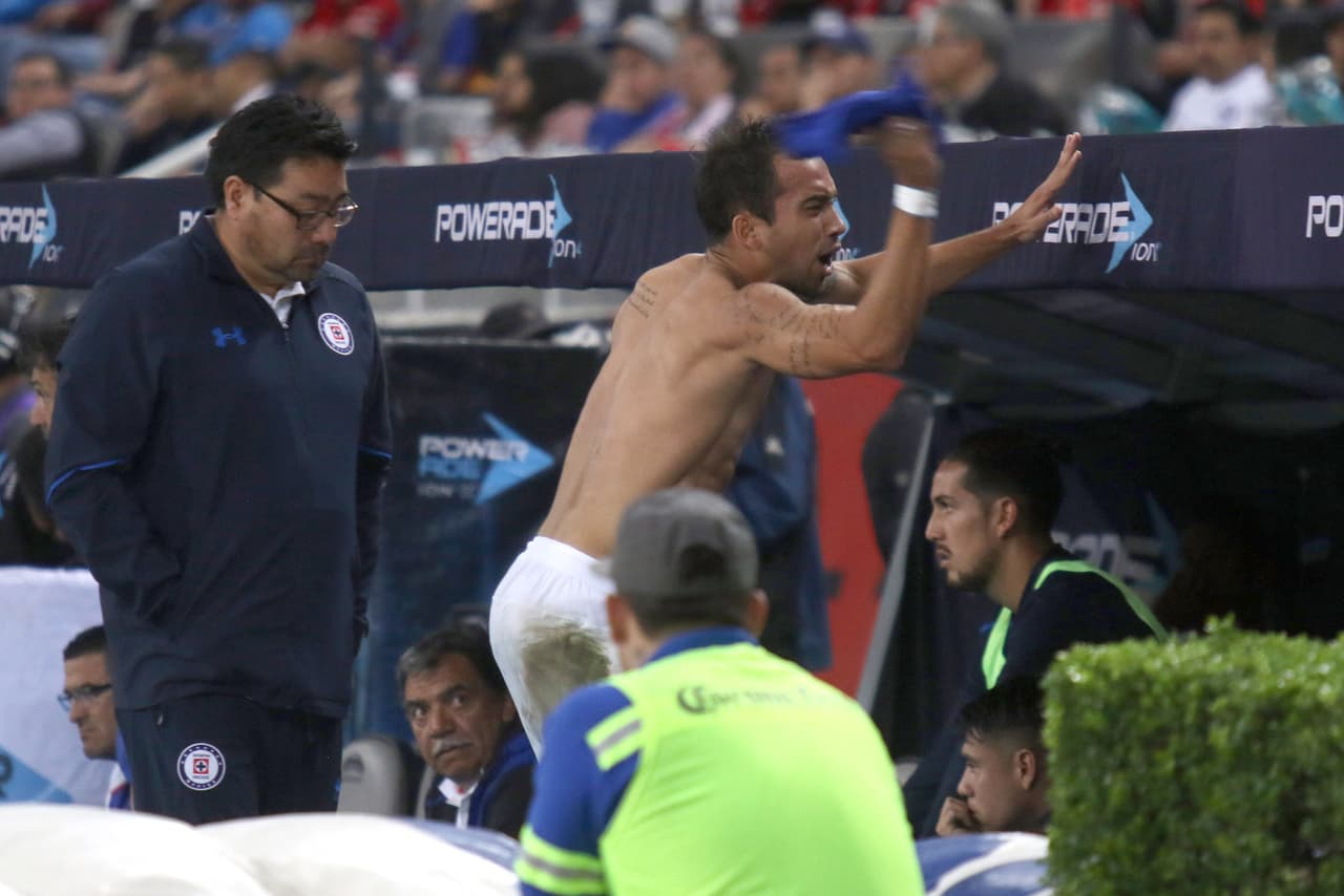 La molestia en Cruz Azul y en su entorno se hace evidente por lo que ese infierno sin títulos podría prolongarse de no darle vuelta a la situación.