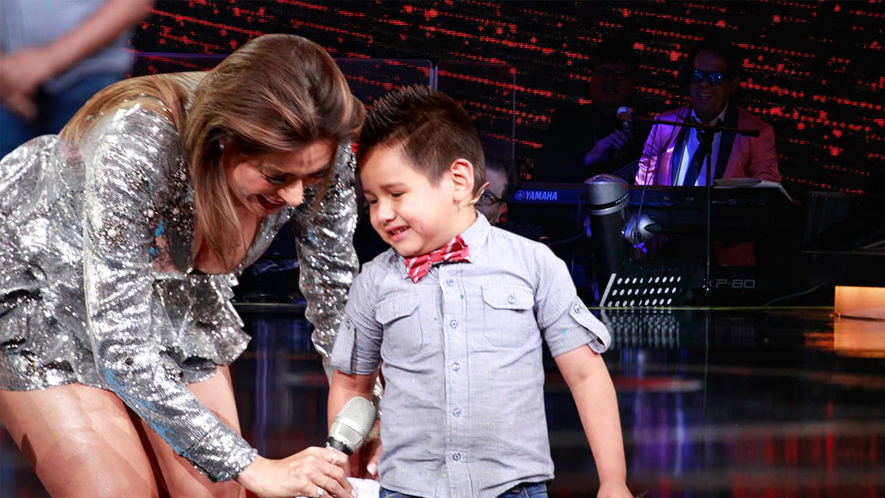 En una charla con los jueces, la presentadora confesó que se identificó mucho con esa historia (Galilea también viene de una familia humilde, y cuando era niña le prometió a su madre que le regalaría una casa; cosa que logró años después).