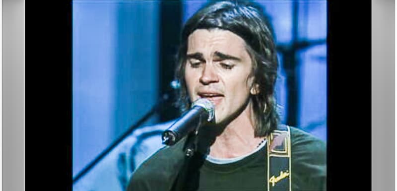 Juanes también interpretó esa noche la canción que le dio el premio a Video del Año: 'A Dios le pido', que forma parte de su segundo disco de estudio 'Un día normal'.