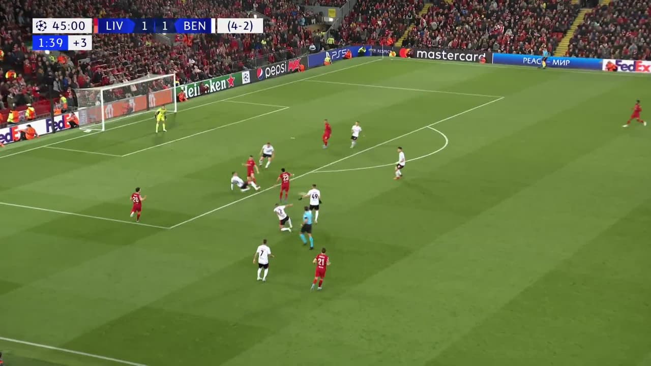 ¡TIRO ATAJADO! disparo por Joseph Gomez.