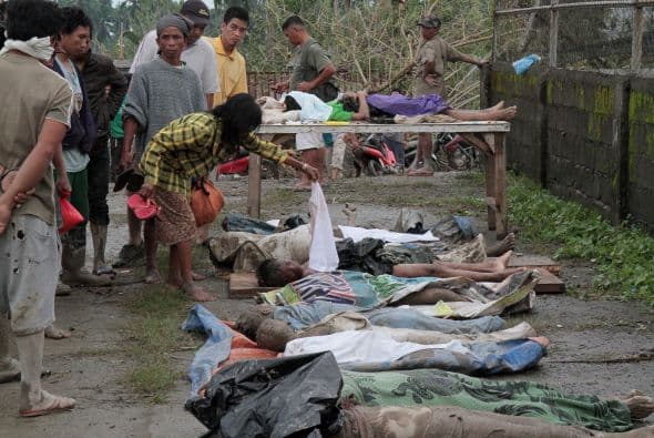 La cifra de muertos por el tifón "Bopha" en el sur de Filipinas se elevó a unos 274, mientras cientos de personas están desaparecidas y más de 214 mil fueron desplazadas, en la peor tormenta que azota la parte meridional del archipiélago en 20 años.