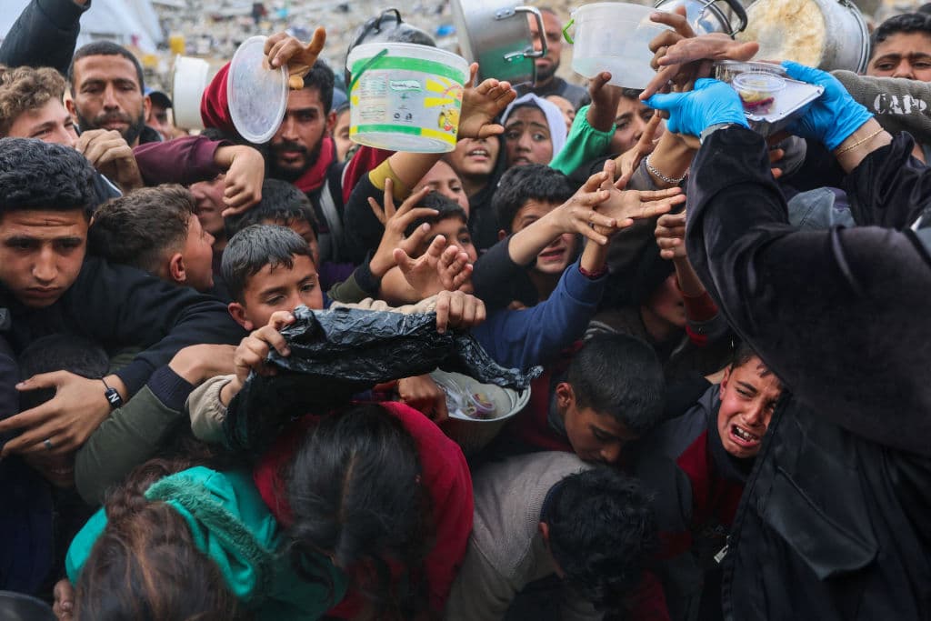 Israel corta el suministro eléctrico a Gaza, tras haber bloqueado ya la entrada de ayuda