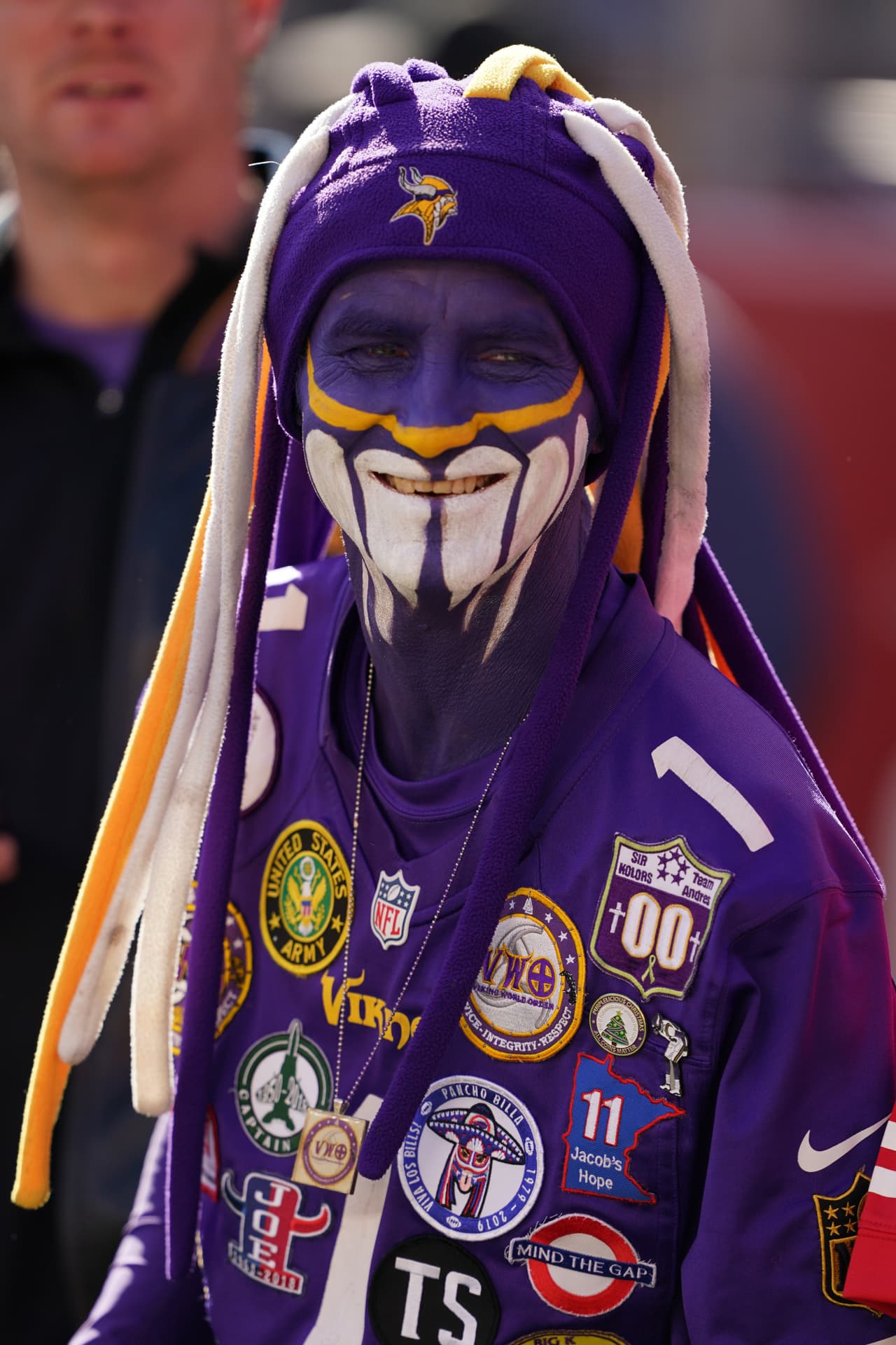 Aunque los fanáticos de los Vikingos tiraron la casa por la ventana con sus atuendos, no les alcanzó para la victoria y fueron los 49ers quienen se alzaron con la Serie Divisional.