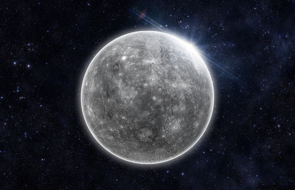 <b>Su importancia en la Astrología</b>
<br>La superluna incide fuertemente en el plano mental de cada signo por lo que debes aprovechar su energía para activar esa cualidad única de tu signo que se manifiesta con más intensidad durante las horas anteriores y posteriores al perigeo, o sea, al plenilunio, Luna llena u oposición del Sol con la Luna.