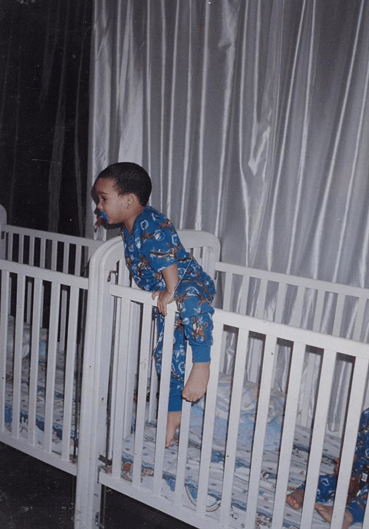 Elison sabe lo que es tocar fondo. Gracias a la música, él ha sabido salir adelante. Elison es una inspiración para todos nosotros.