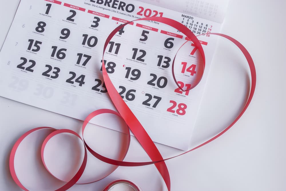 El primer sueño que es muy bonito, muy hermoso, y que indica la llegada del amor. Es el amor en la forma de alguien que hasta ahora estaba ausente, o la llegada de un niño a la familia.