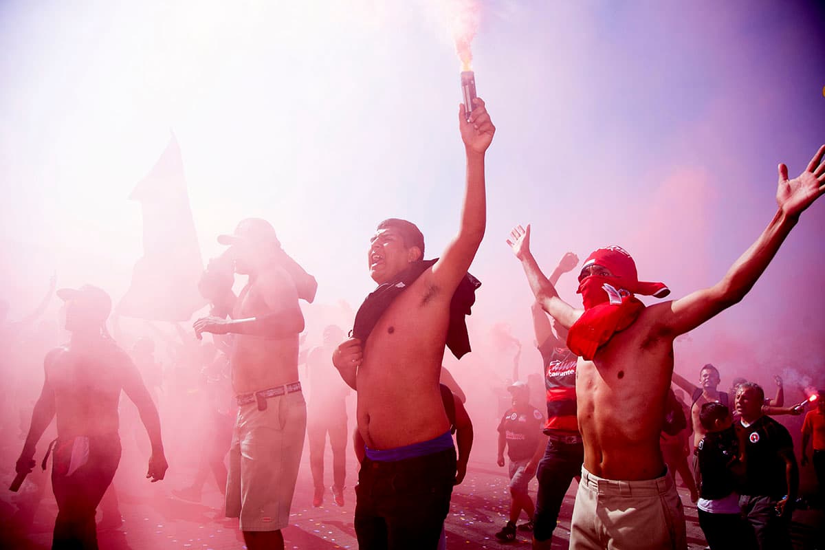 Fanáticos de Xolos de Tijuana en las afueras del Estadio Caliente, previo al juego contra León por la jornada 3 del Apertura 2018.