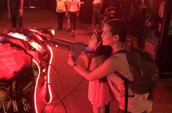 A pesar de estar enferma, Karla siempre buscaba divertirse al lado de sus retoños.