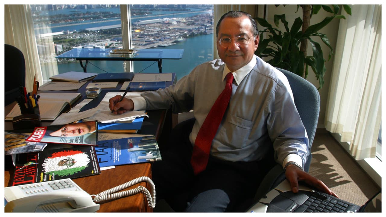 Exdiplomático de EEUU acusado de espionaje se declarará culpable en una corte federal