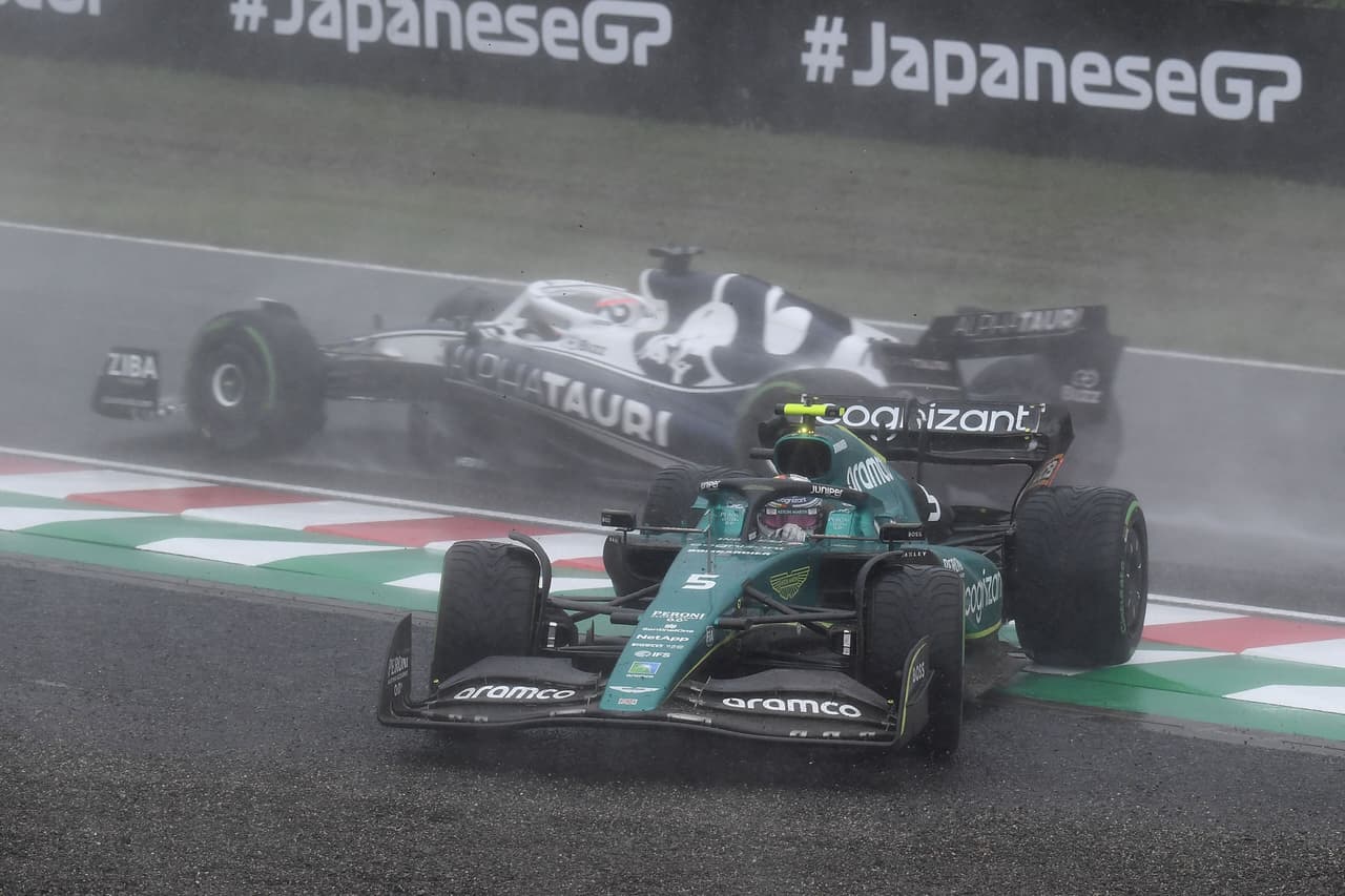 Verstappen dominó de inicio a fin en Suzuka para ser bicampeón de la Fórmula 1 al otorgar los puntos completos por FIA; 'Checo' Pérez finalizó en segundo por sanción a Leclerc.