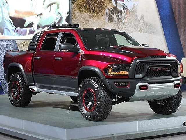 <b>Puesto 2:</b> 
<b>RAM</b> le quiere plantear una dura batalla a la Ford F-150 Raptor con su nueva 
<a href="http://www.univision.com/noticias/autos/ram-propone-la-pickup-mas-poderosa-de-su-historia-ram-rebel-trx-concept-video"><b>Rebel TRX</b></a>, con un 
<b>motor Hellcat</b>. CarBuzz señala que combina un exterior imponente con un interior más que cómodo para ser una pick-up.