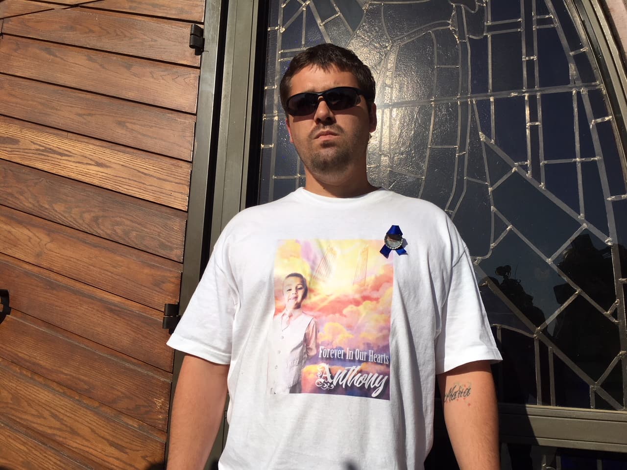 David Barrón, el tío del pequeño, dijo: "el sistema se supone que tenía que estar ahí para protegerlo y fallaron en hacer su trabajo y ahora nosotros estamos sufriendo las repercusiones. Ahora no tenemos a Anthony porque ellos no hicieron su trabajo cuando tenían pruebas".