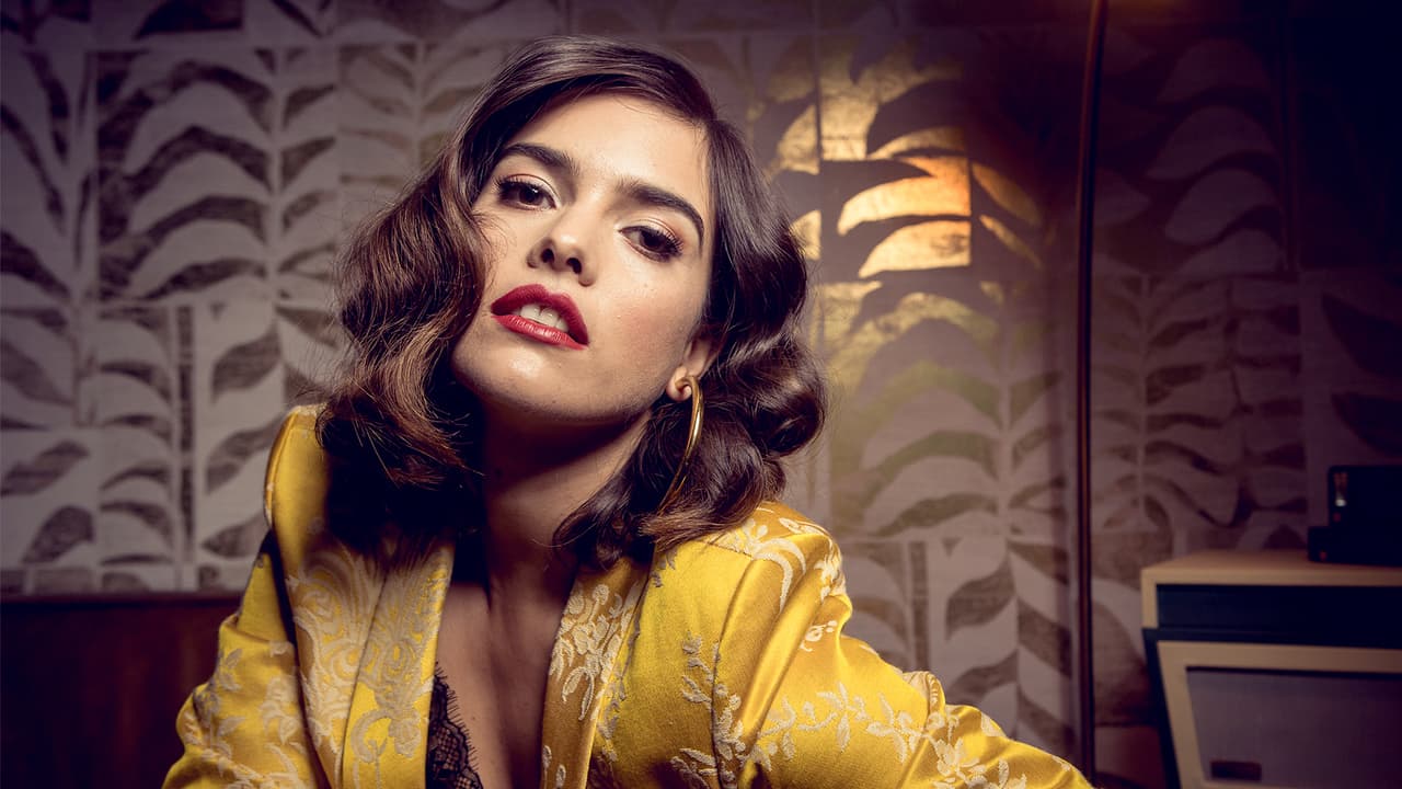 "Tenía que lograr que cada tema describiera muy bien esta felicidad que estoy sintiendo", Paula Arenas sobre su triple nominación al Latin GRAMMY