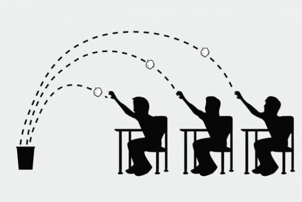 “Cuánto más cerca estaban de la papelera, más fácil: esto es el privilegio. ¿Se dieron cuenta de que solamente se quejaron los que están al fondo del aula?”. “Pero la gente de delante era menos probable que se dieran cuenta de su privilegio. Sólo veían la corta distancia entre ellos y su meta”