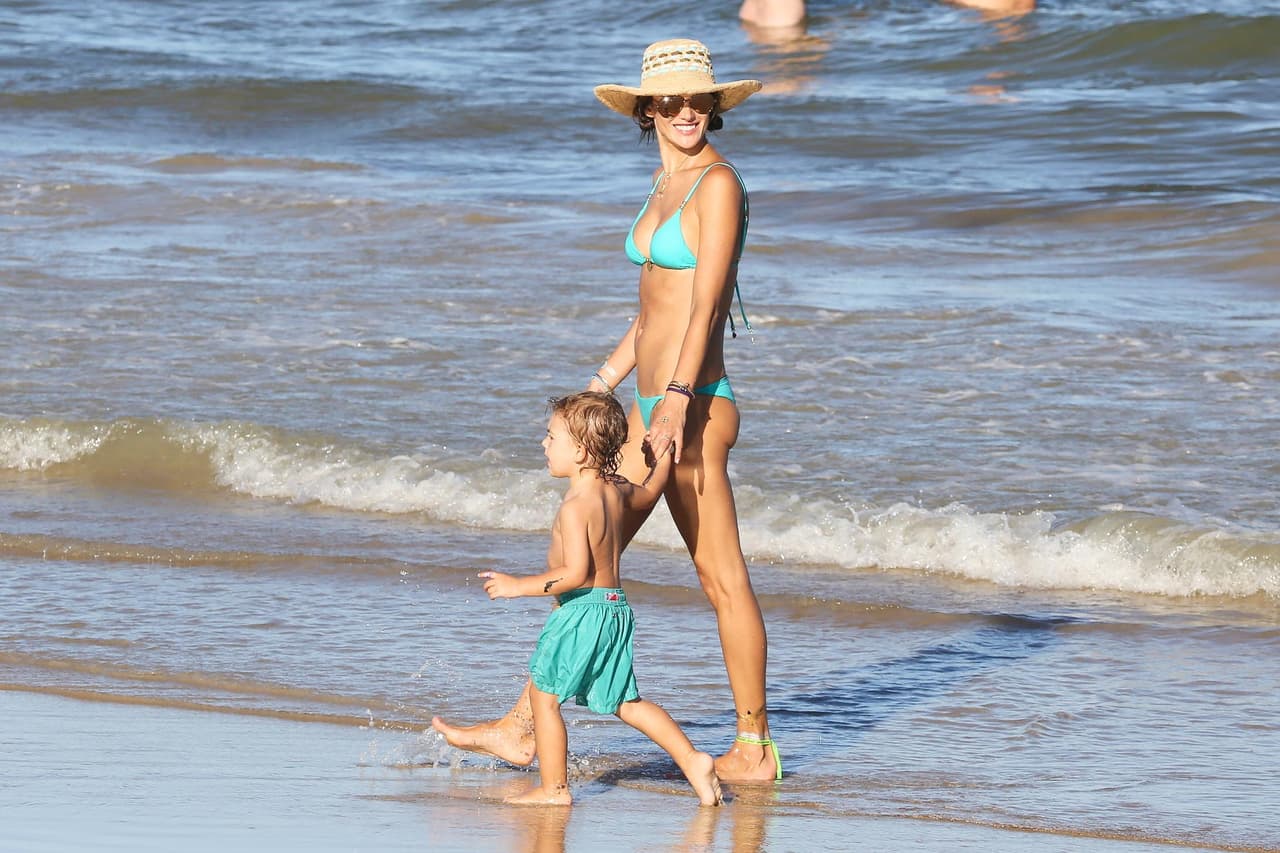 En realidad los 'floppy hats' son unos maxi- sombreros que aparecieron en los años setenta.