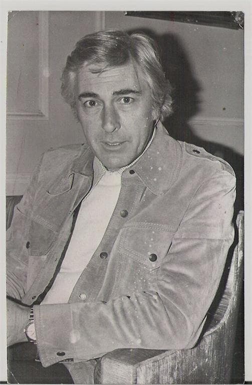 Guillermo Murray, nacido en Argentina, este año cumple 92 años con una carrera llena de éxitos. Dejó de actuar hace una década debido a sus problemas de memoria relacionados con el Alzheimer.
<br>