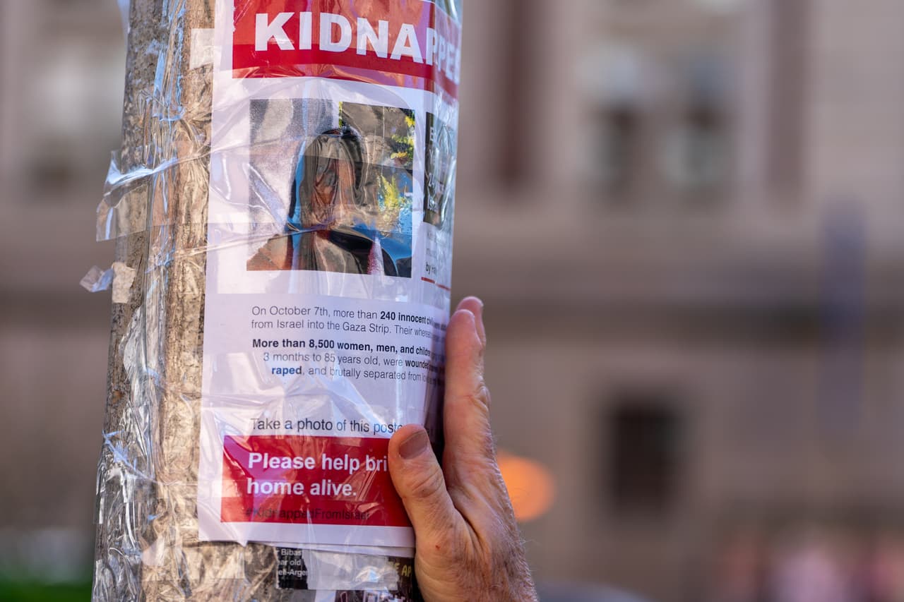 El rostro de una de las víctimas del secuestro masivo hecho por Hamas.