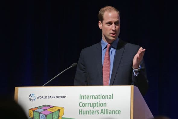 El duque de Cambridge fue uno de los oradores en la cumbre de la Alianza de Cazadores Internacionales de la Corrupción en el Banco Mundial.