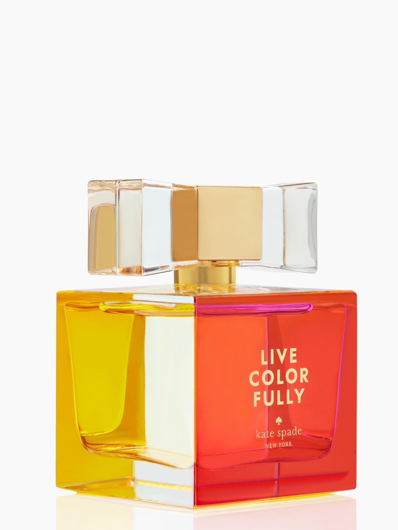 <b>Live Colorfully, Kate Space</b>
<br>Esta es una fragancia dulce que desde su envase anticipa su público ideal. En su corazón están la flor de tiaré, la gardenia y el coco. La marca de ropa Kate Space, que sabe traducir muy bien las demandas de las adolescentes, la lanzó en 2013.