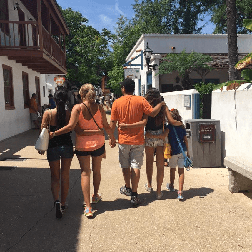 "Amor, Respeto. Comunicación", dijo @verobusquets.