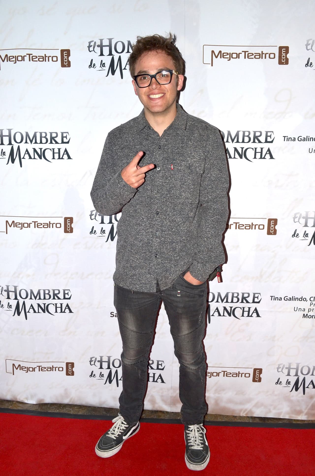 En los últimos años se ha desempeñado también como conductor y actualmente es concursante del 
<b><a href="https://www.univision.com/shows/reto-4-elementos">Reto 4 elementos</a></b>. Además grabó una participación especial en 
<b><a href="https://www.univision.com/novelas/por-amar-sin-ley">'Por amar sin ley'</a></b>.