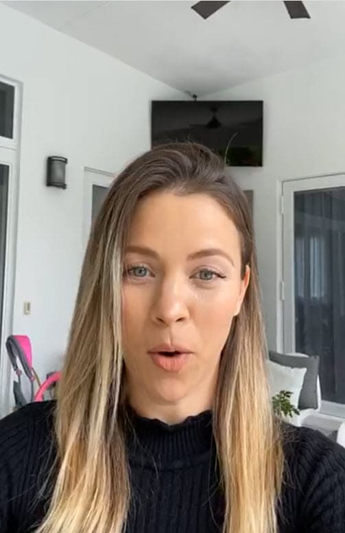 Reconoció que el virus le "ataca las emociones de una manera muy loca" y pidió a Dios "sabiduría" para las personas que creen que este virus es solo una gripe.
<br>