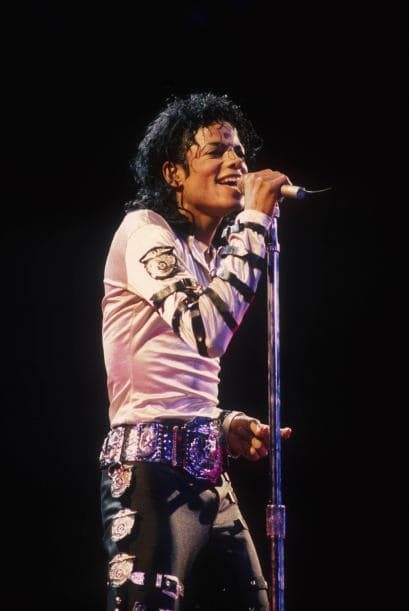 <b><a href="http://www.univision.com/temas/michael-jackson">Michael Jackson</a></b> ganaba un Grammy gracias al video "Leave alone", a pesar de que no fue lanzado oficialmente en Estados Unidos.