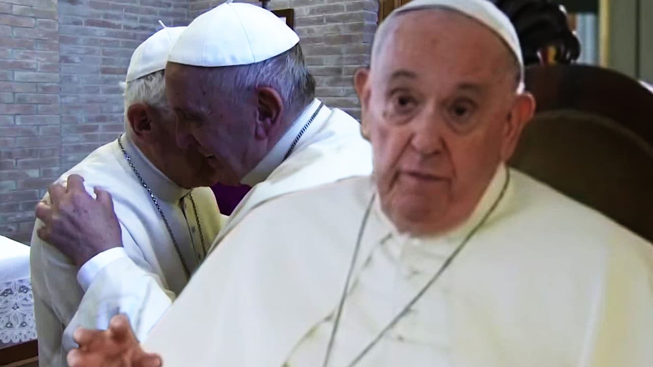 La postura del papa Francisco sobre la dimisión de Benedicto XVI y cómo cambió al Vaticano