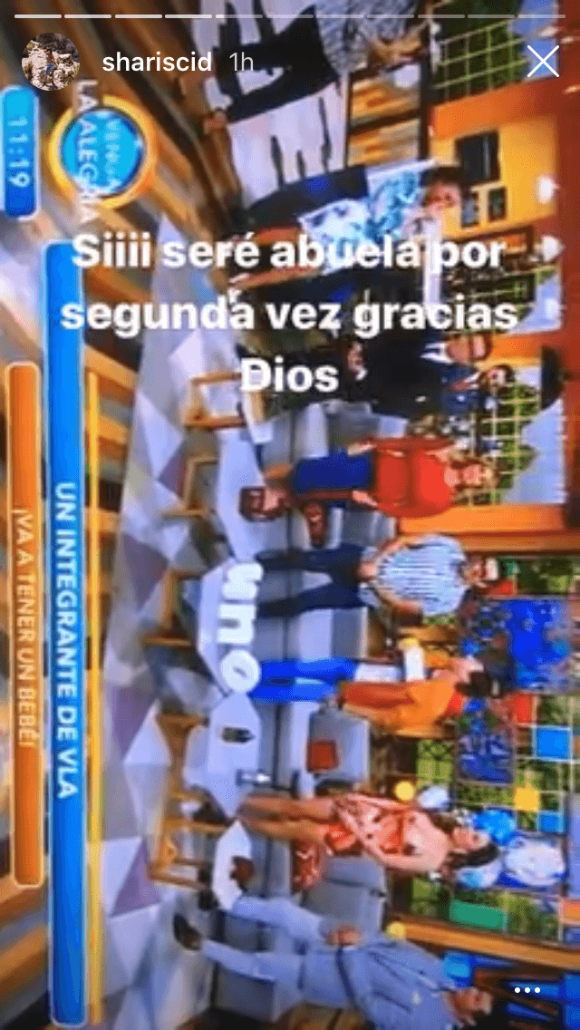 "Sí 
<b><a href="https://www.univision.com/famosos/sharis-cid-presume-el-elegante-atuendo-de-alberca-de-su-nieta-alessia-video" target="_blank">seré abuela por segunda vez</a></b>, gracias", escribió mientras gritaba de emoción.
<br>