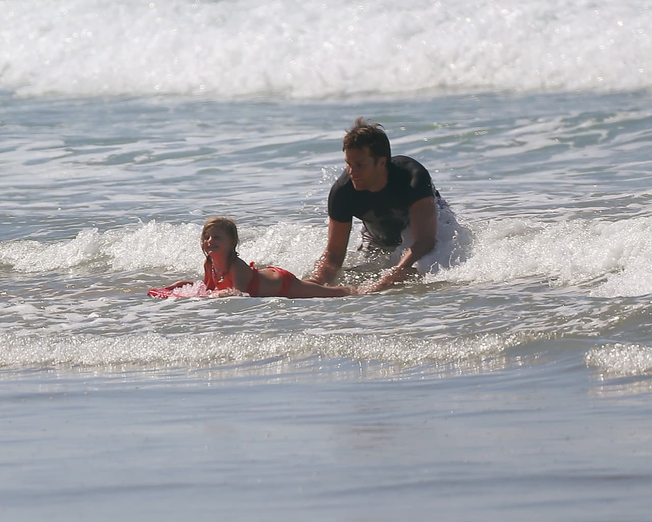 ¡Lindo momento entre padre e hijos!