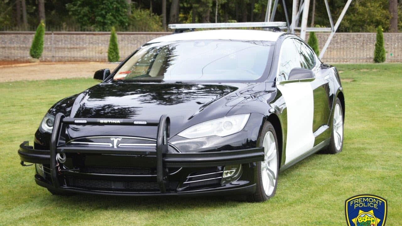 El nuevo automóvil eléctrico que se unió a la flota de la Policía de Fremont lleva una semana en las calles de la ciudad.