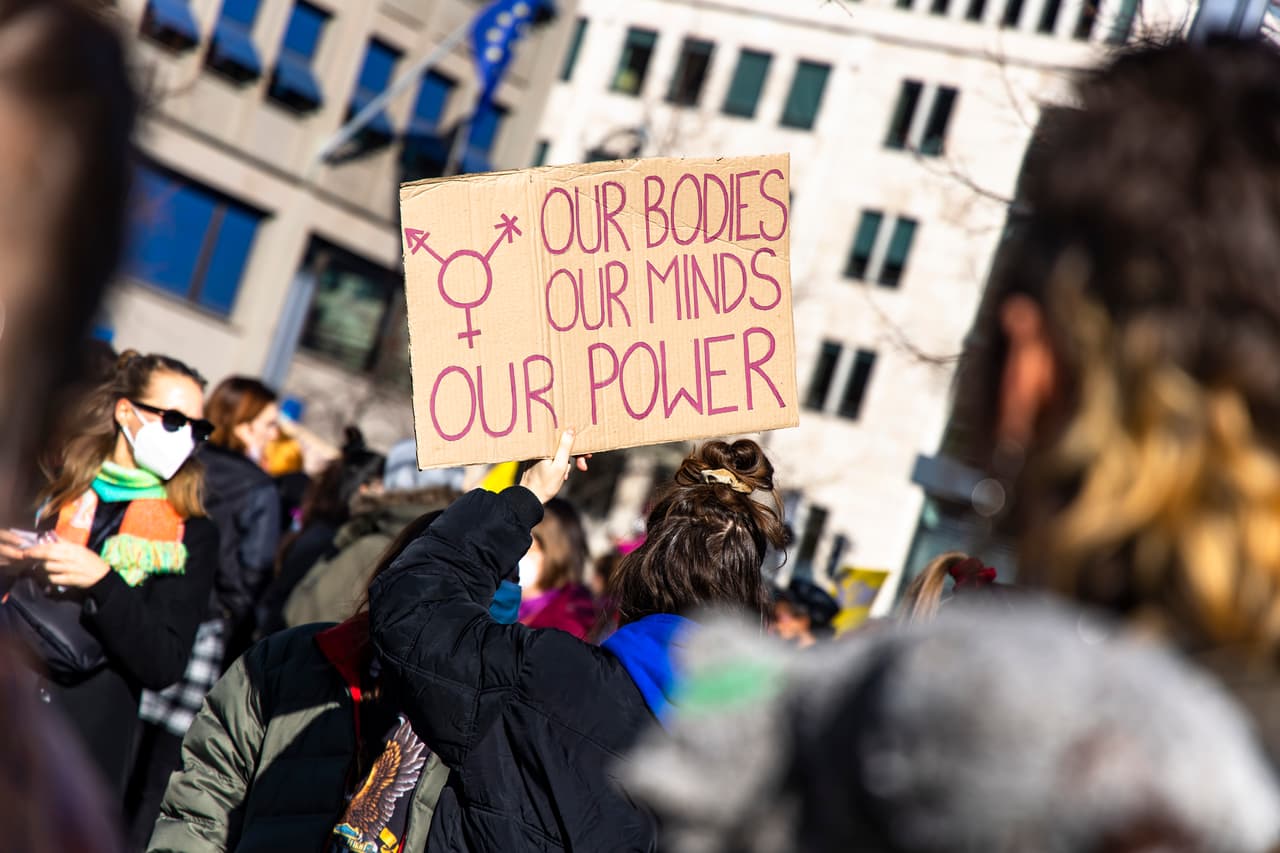 <b>“Nuestros cuerpos, nuestras mentes, nuestro poder”</b>, reclaman en Berlín.
<br>