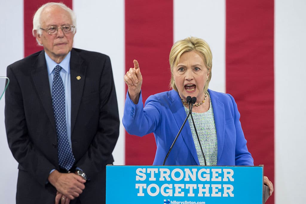 Los polémicos emails de la campaña de Hillary Clinton que no se alcanzaron a colar en el debate