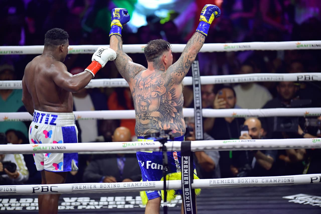 En una pelea llena de emociones Andy Ruíz logró derrotar a Luís Ortíz, quien aguantó pese a caer tres veces a la lona.